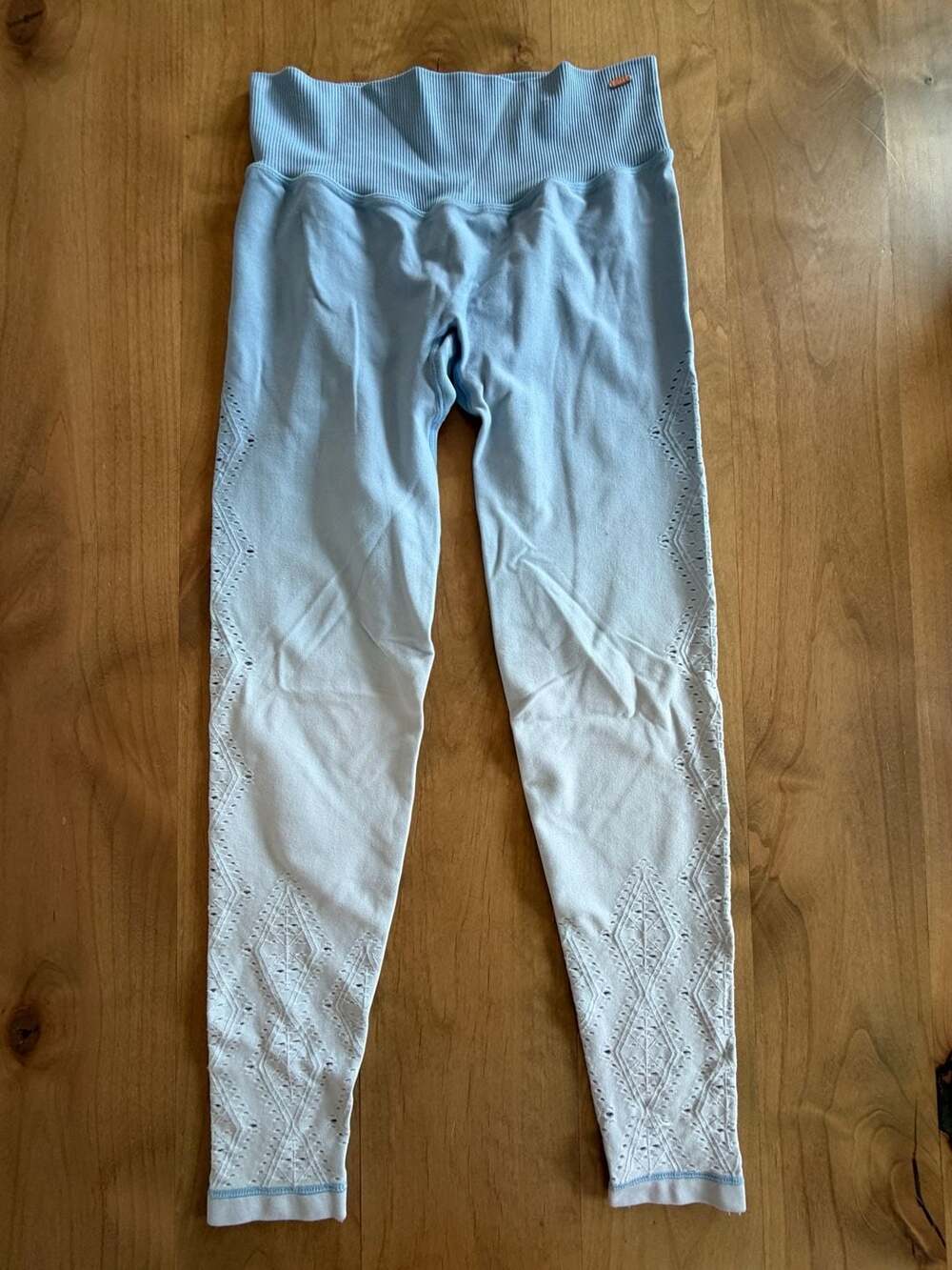 PINK Active Seamless Leggings Size S Blue Ombre Laser Cut